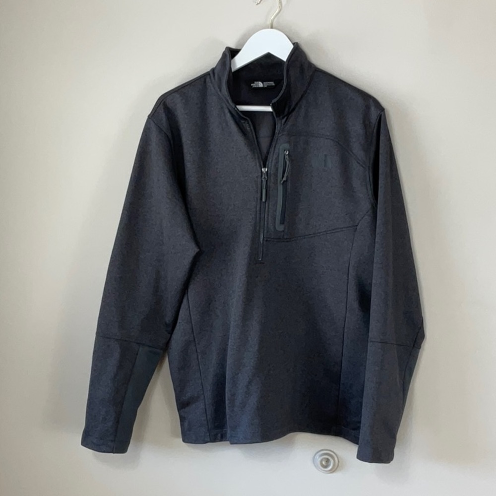 The North Face men’s quarter zip grey